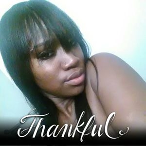 Meet your Posher, Lina